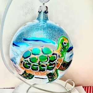 Italian Glass Green & Gold Sea Turtle Christmas Ball Ornament Hand Painted
